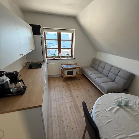 Meget Central, Fri Parkering, 4-7 Personers Overnatningssted Apartmán