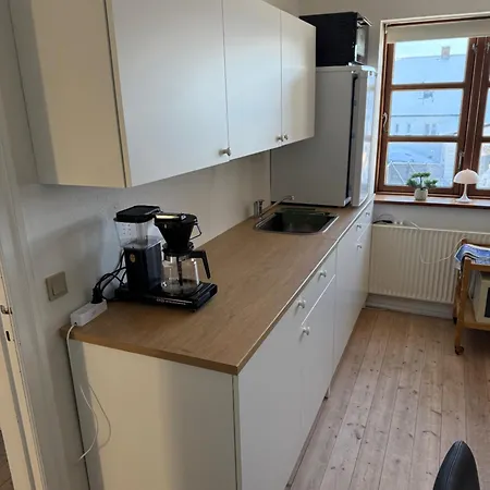 Apartament Meget Central, Fri Parkering, 4-7 Personers Overnatningssted Herning