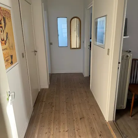 Meget Central, Fri Parkering, 4-7 Personers Overnatningssted *